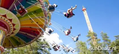 Attractiepark vakanties 82998941 123rf