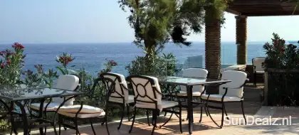 Kleinschalige vakantie 9830679 123rf