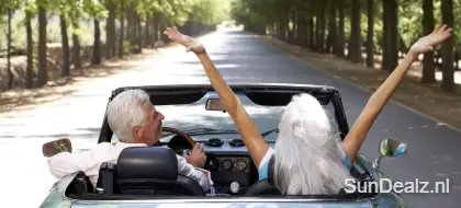 Senioren vakantie 33551869 123rf